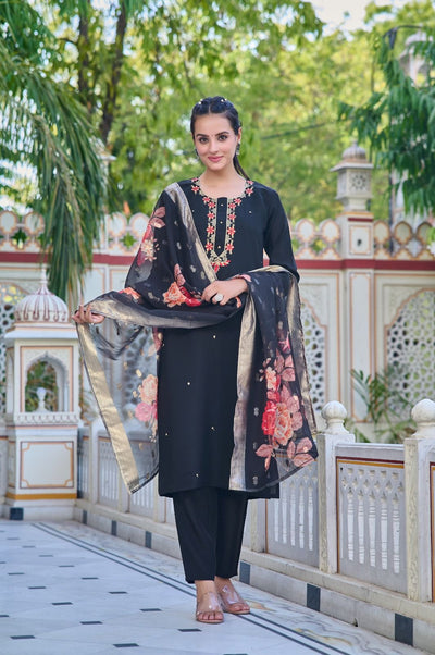 Designer Pure Chanderi  Kurta With Pant And Beautiful Dupatta