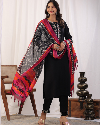 Black Embordered Rayon Kurta Set With Dupatta And Bottom